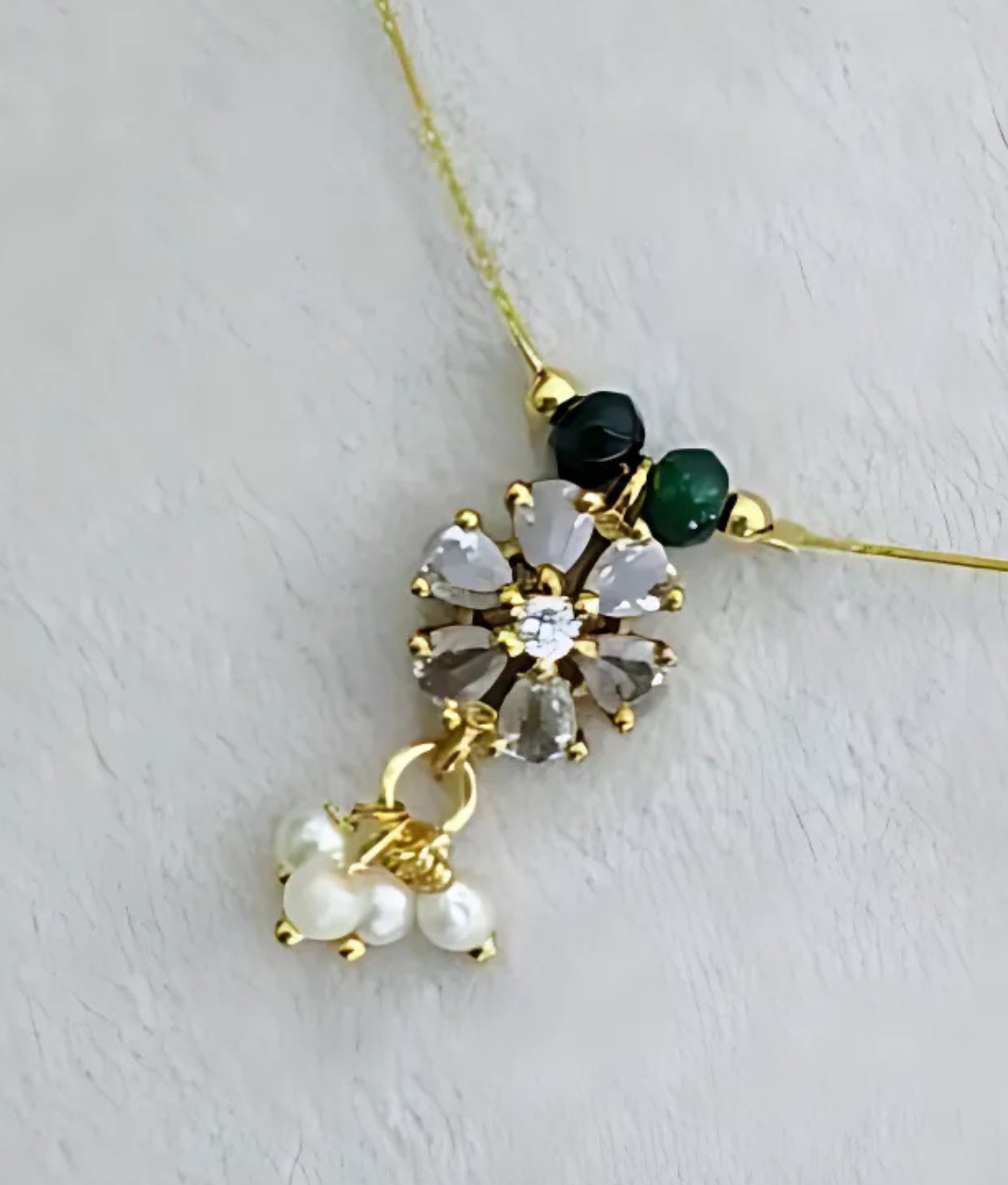 Jiya Invisible Necklace