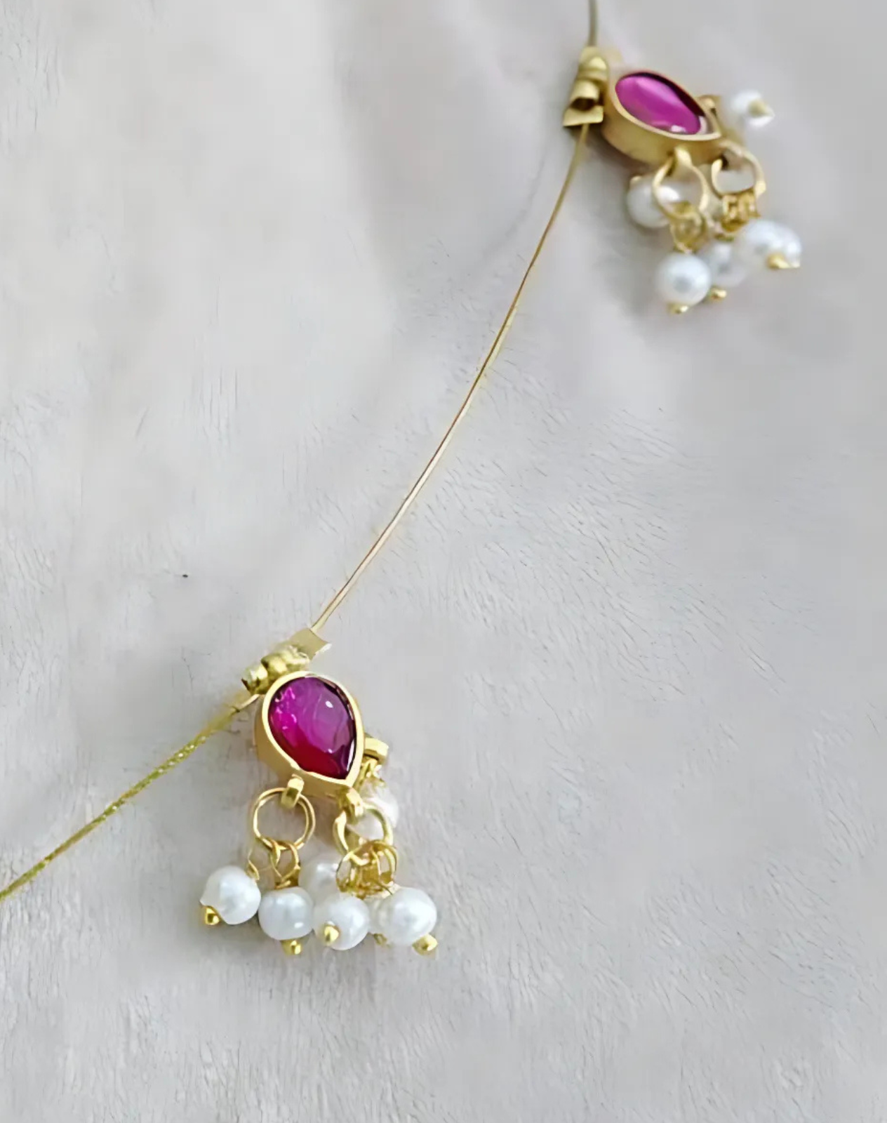 Kamala Kundan Invisible Necklace