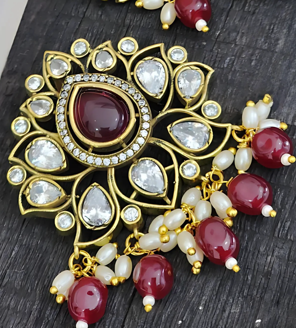 Victorian Pendant Set