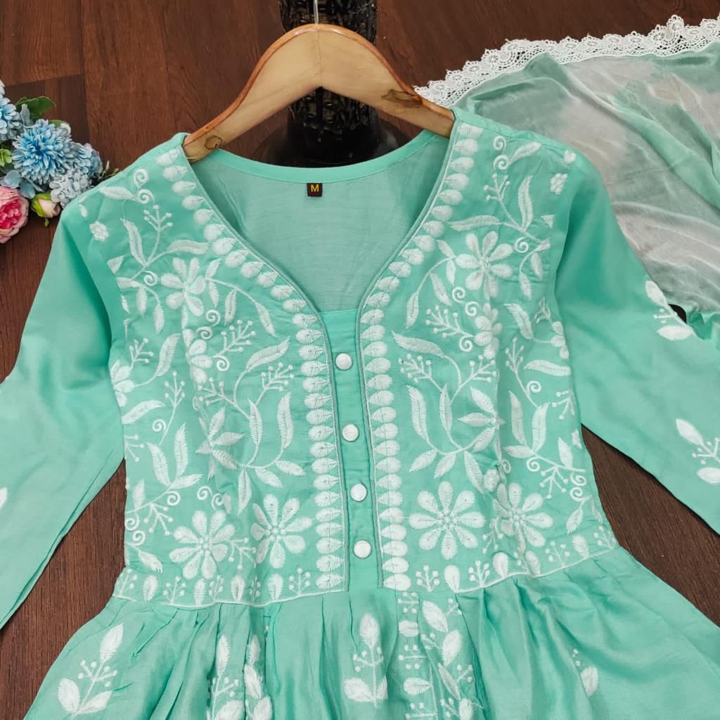 Chanda Chikankari