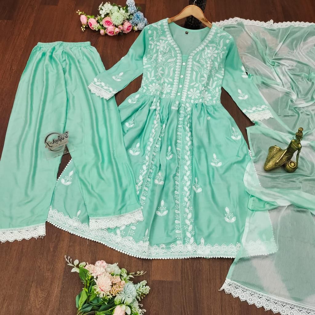 Chanda Chikankari