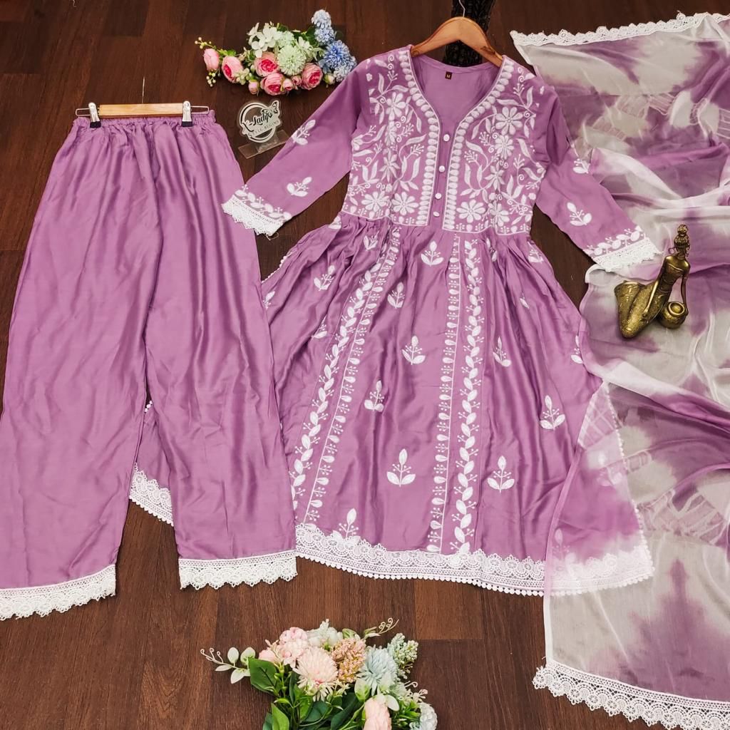 Chanda Chikankari
