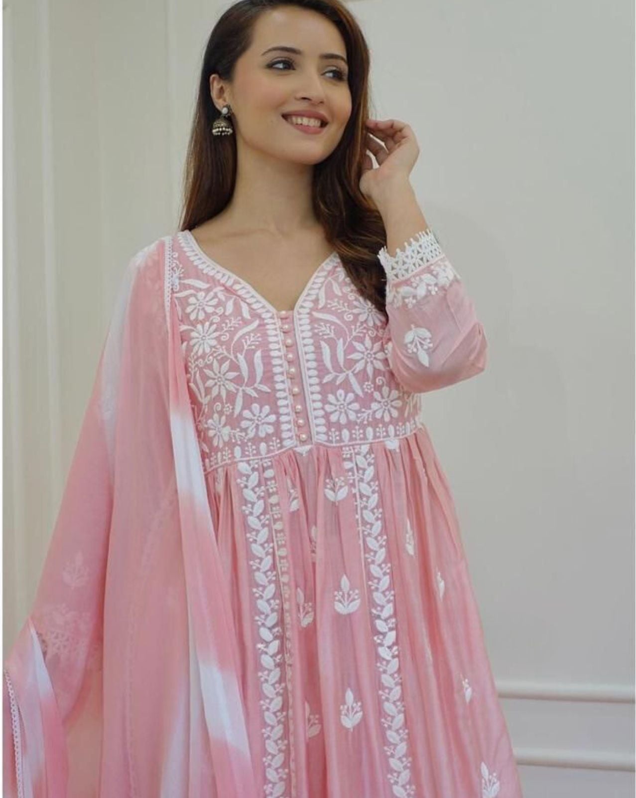 Chanda Chikankari