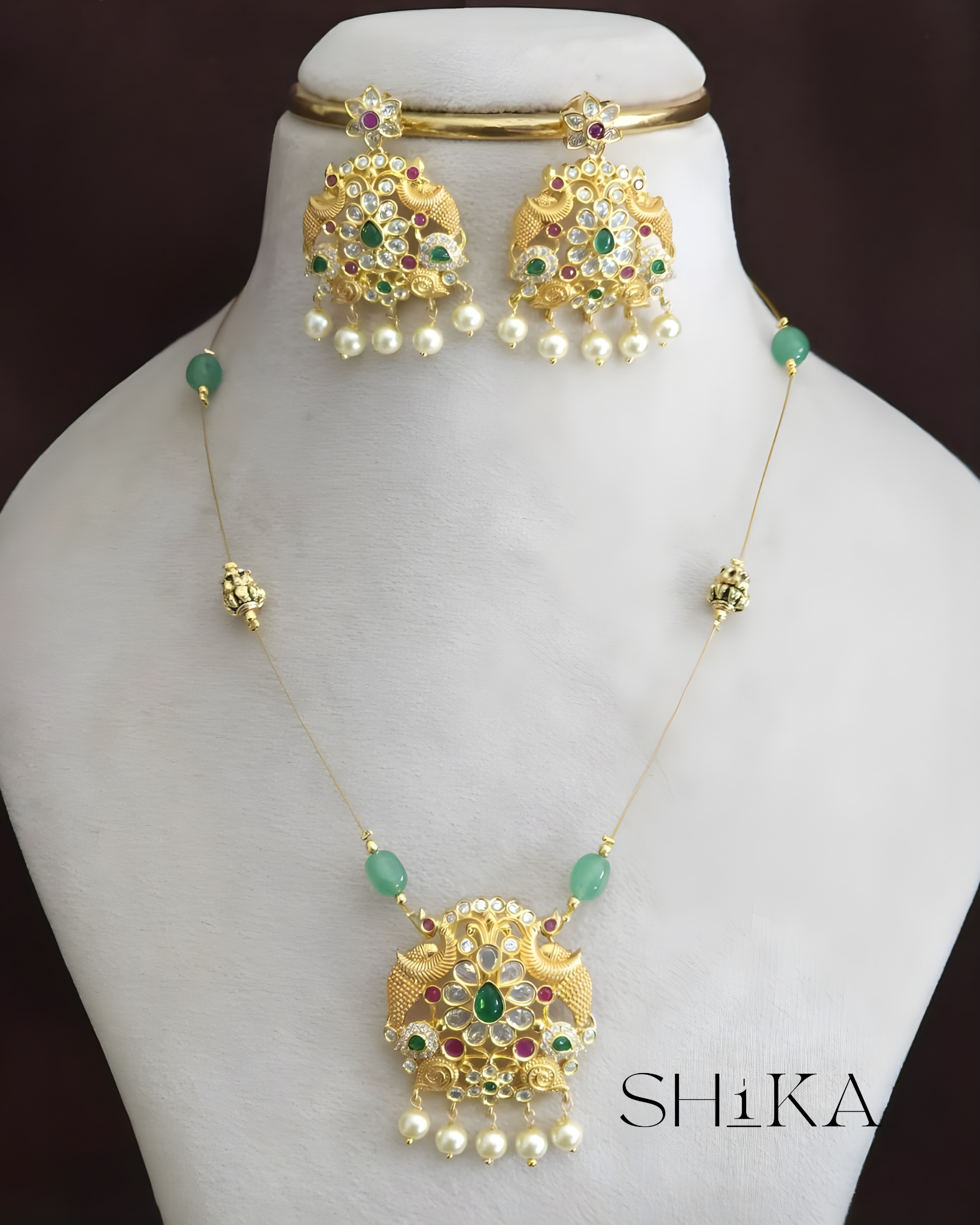 Ishani Invisible Necklace Set