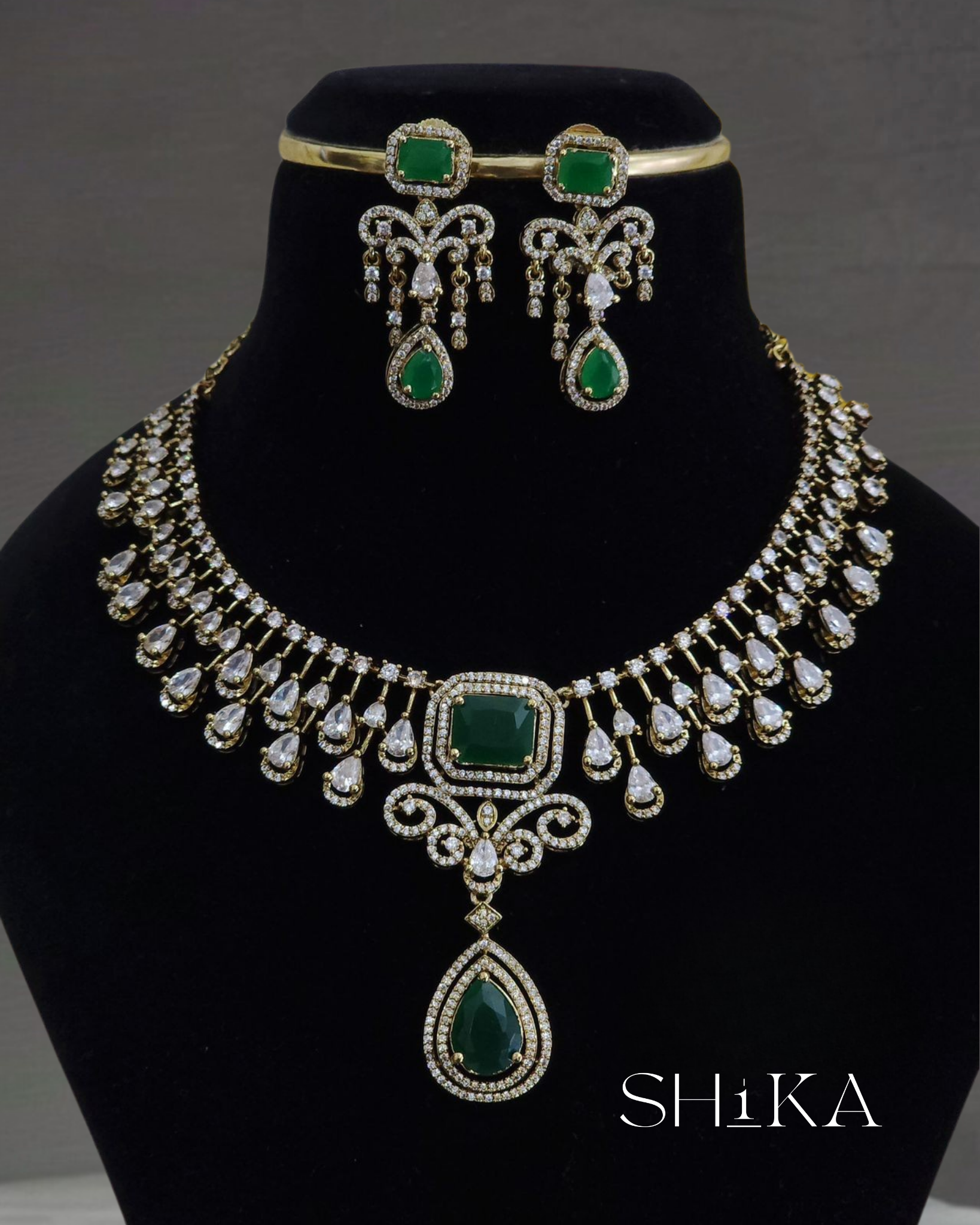 Sitara Necklace Set