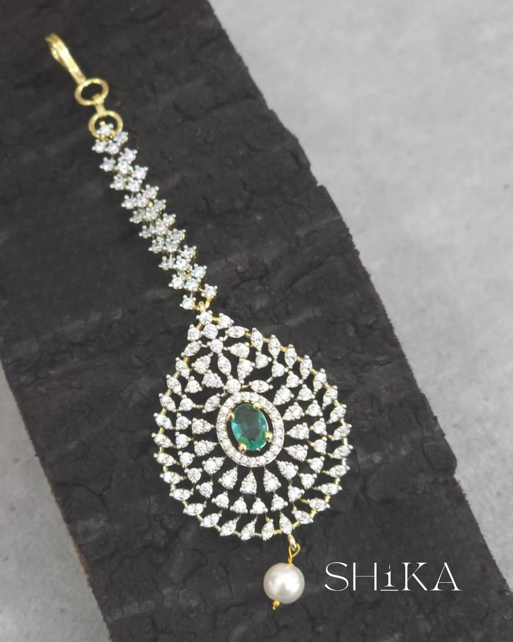 GJ Oval Stone Tika