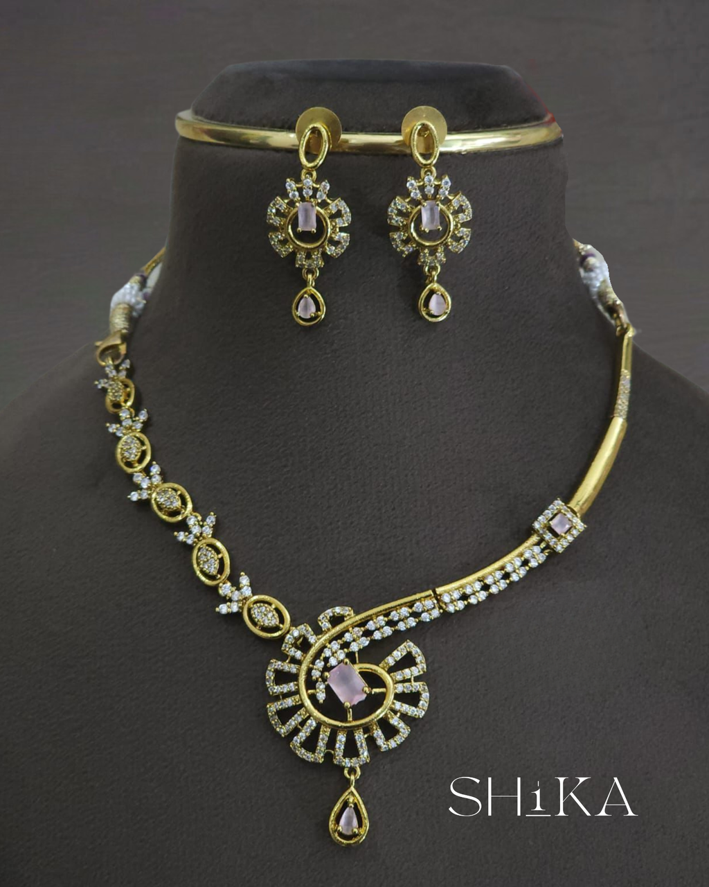 Radiant Stone Necklace Set