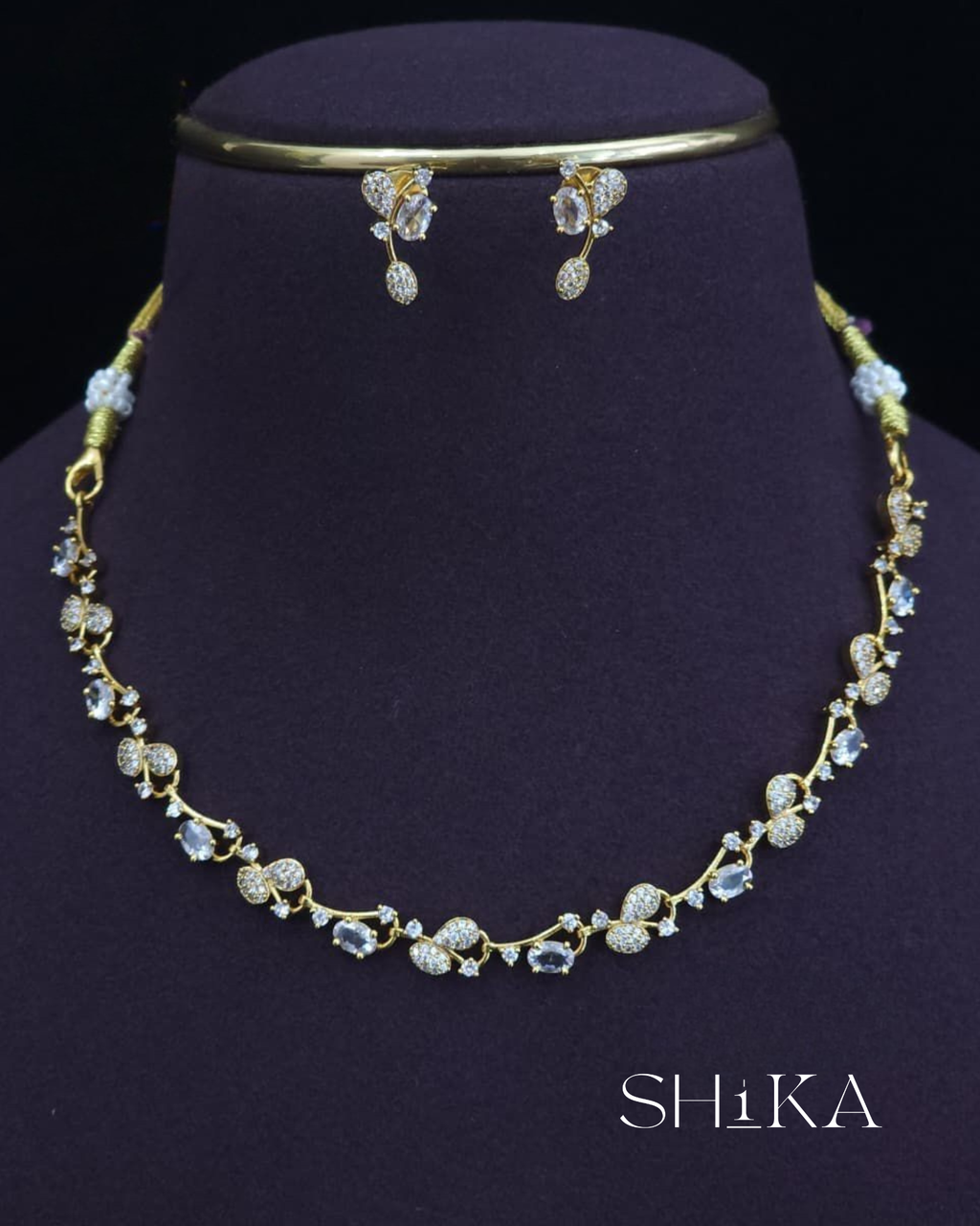 Oval Stone Necklace Set