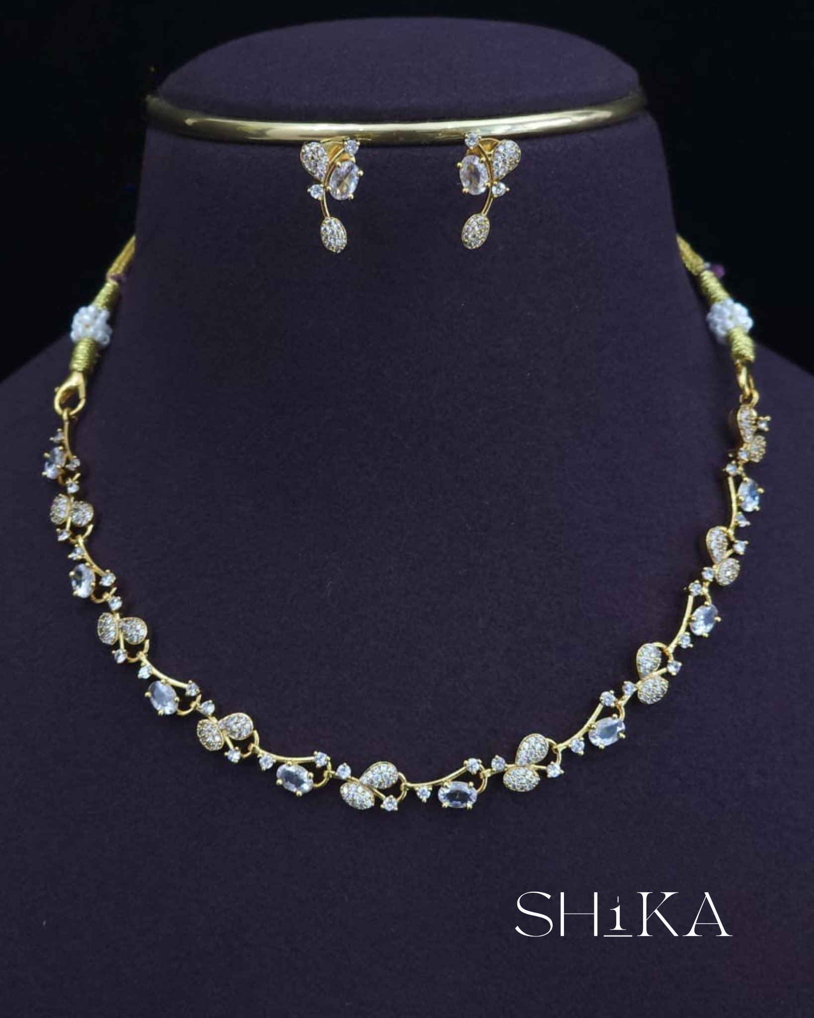 Oval Stone Necklace Set