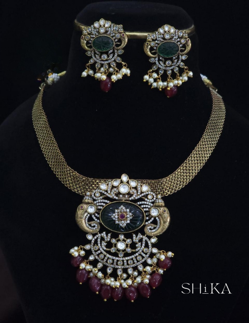 Taarika Antique Necklace Set