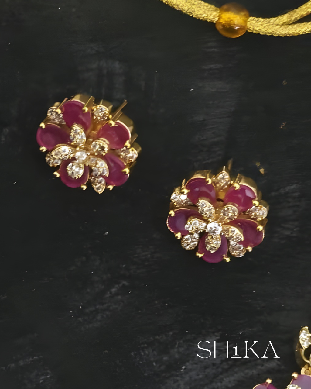 Floral Burst Necklace Set