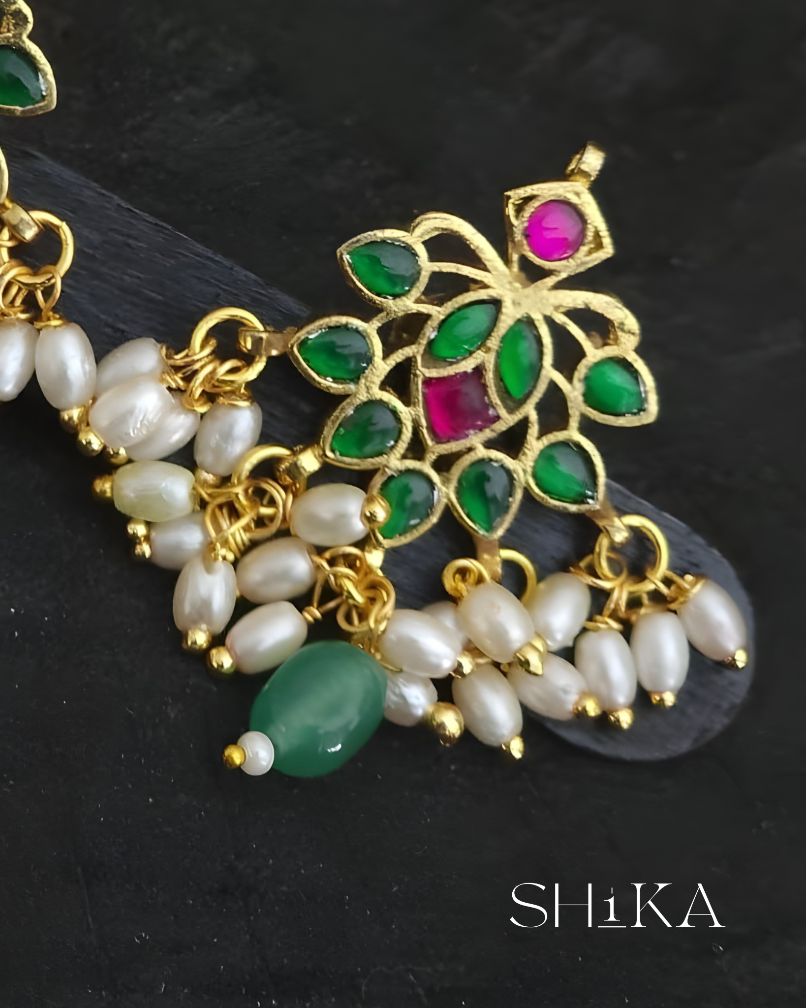 Jadau Kundan Screw Back Earrings