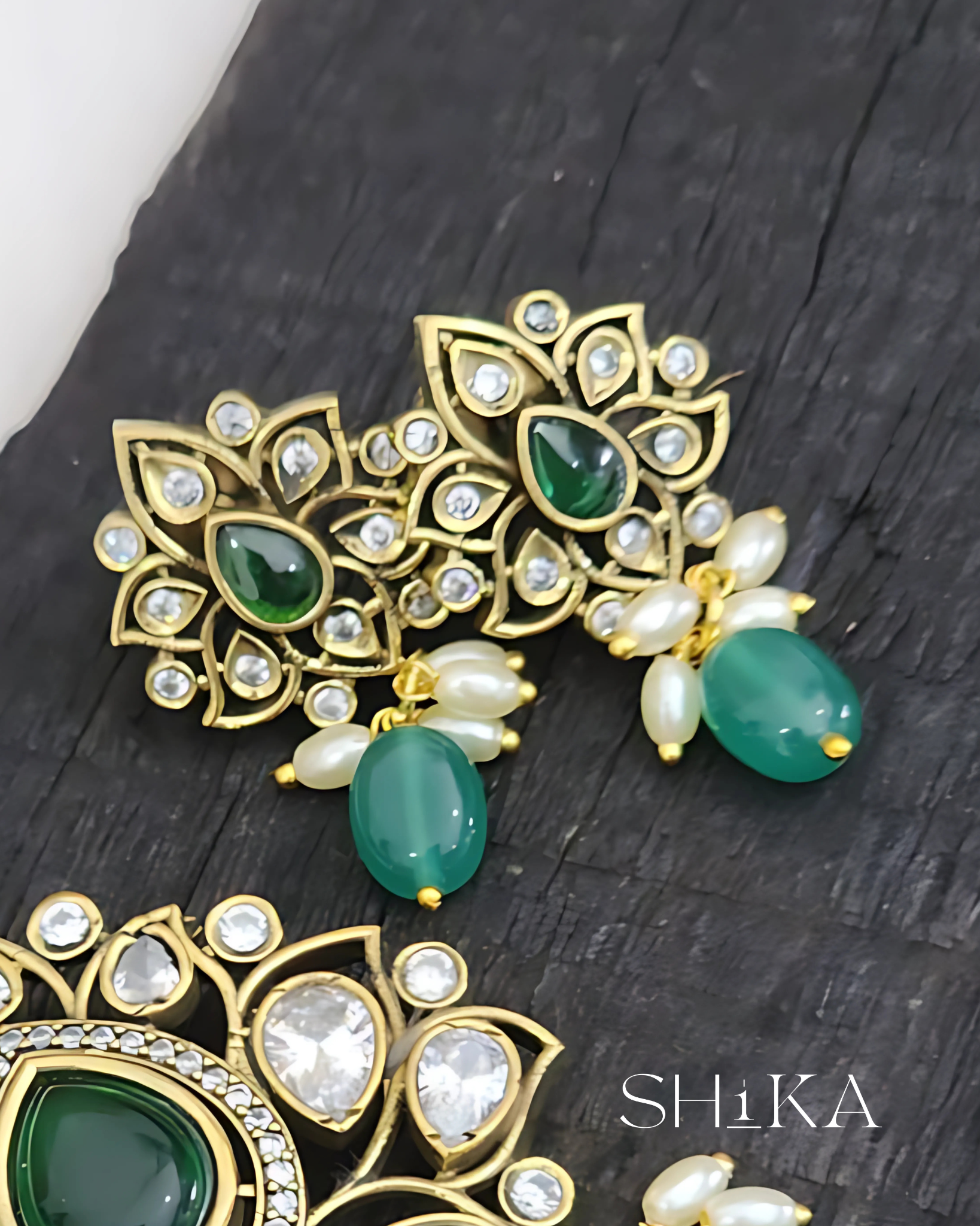 Victorian Pendant Set