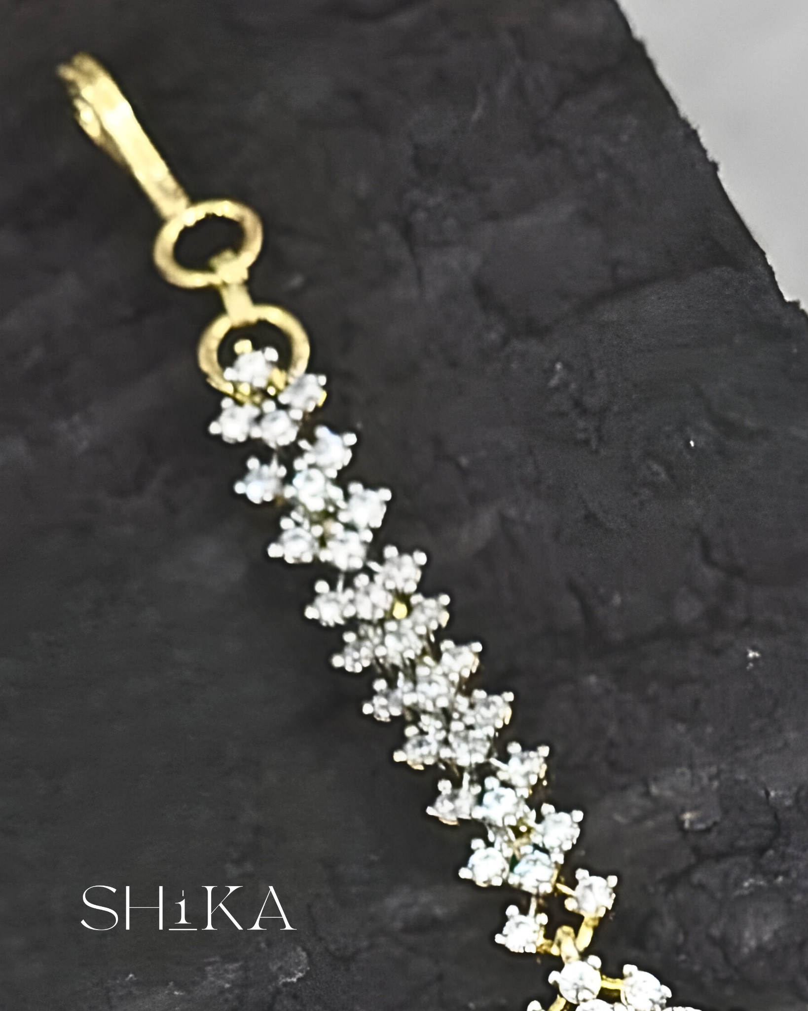 GJ Oval Stone Tika