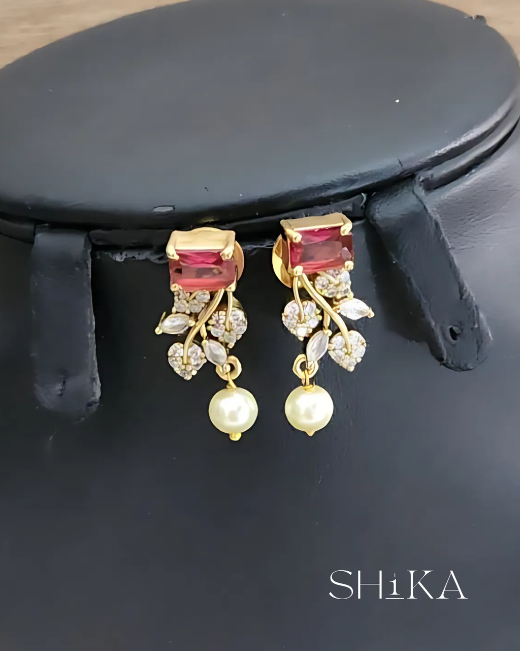 Kimaya Necklace Set