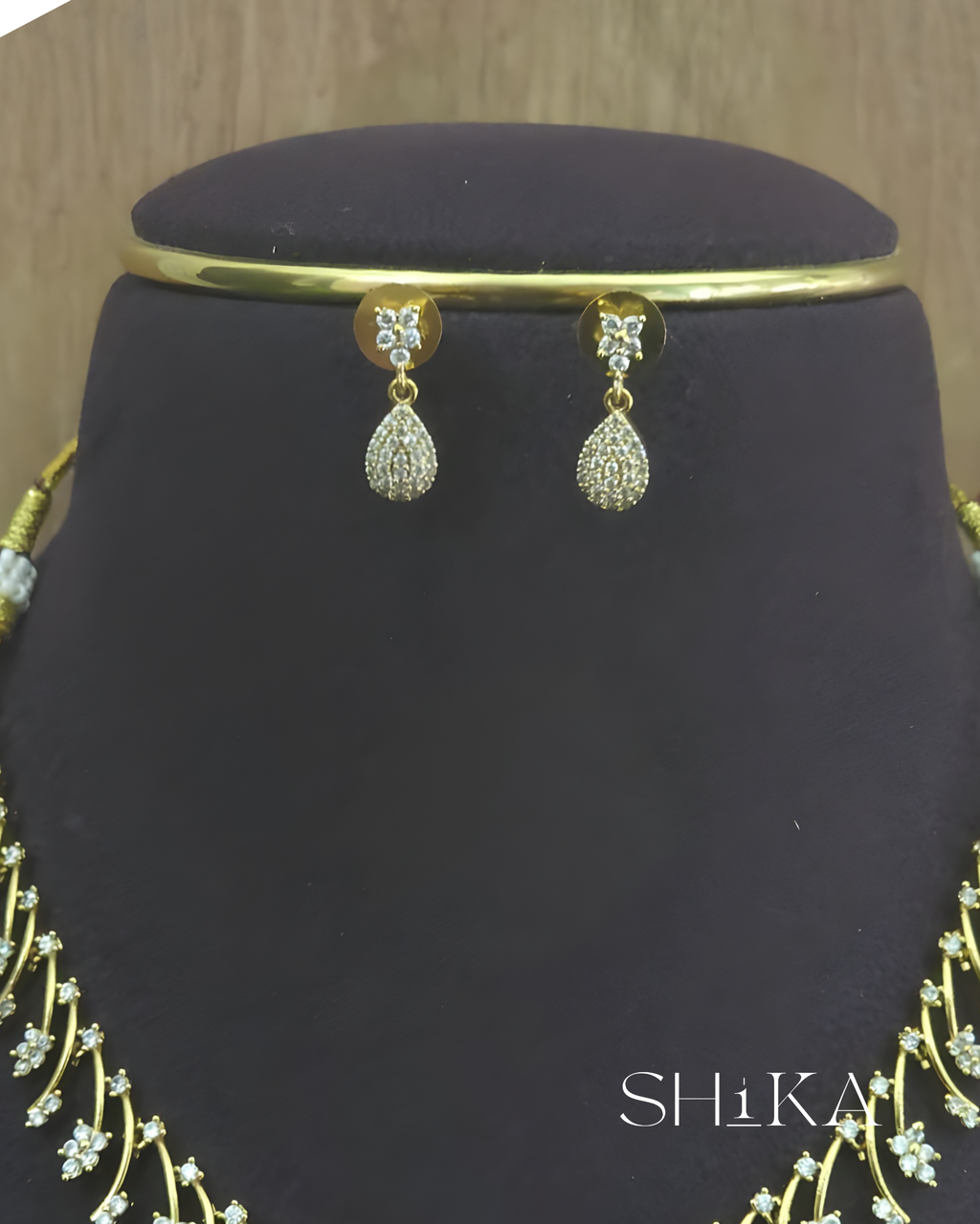 Floral Vine Necklace Set