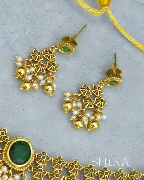 Antique Gold and Pearls Necklace Set