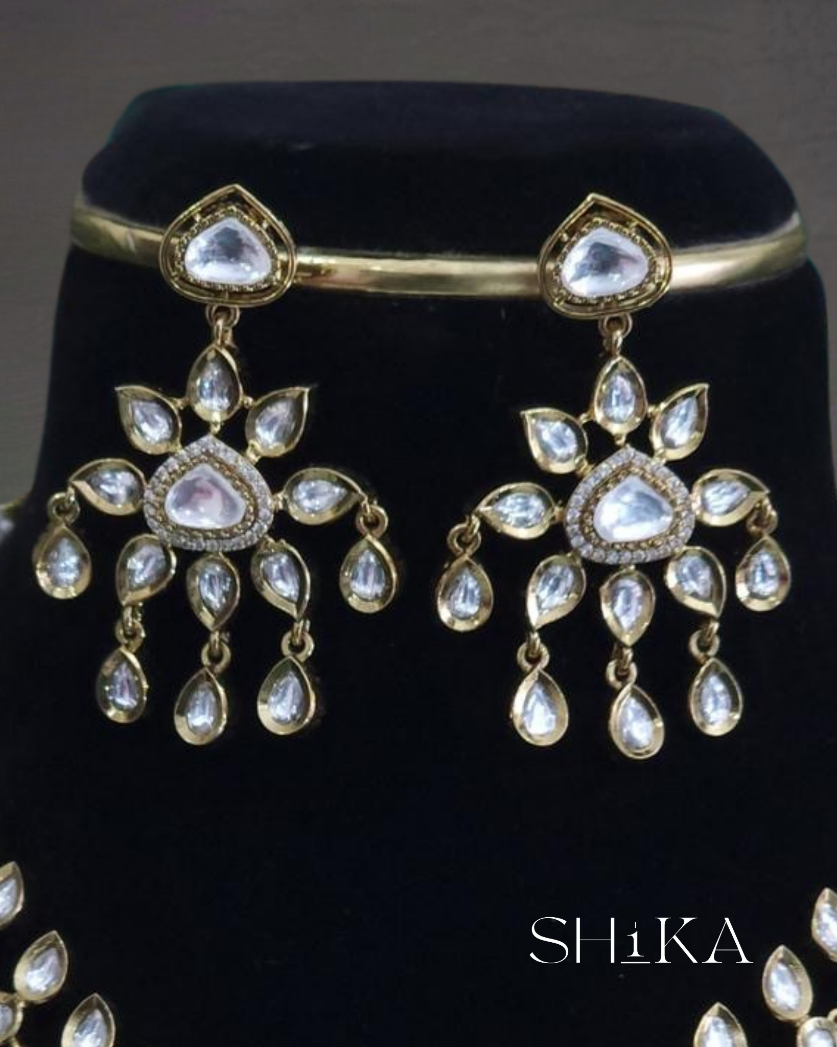 Varnika Necklace Set