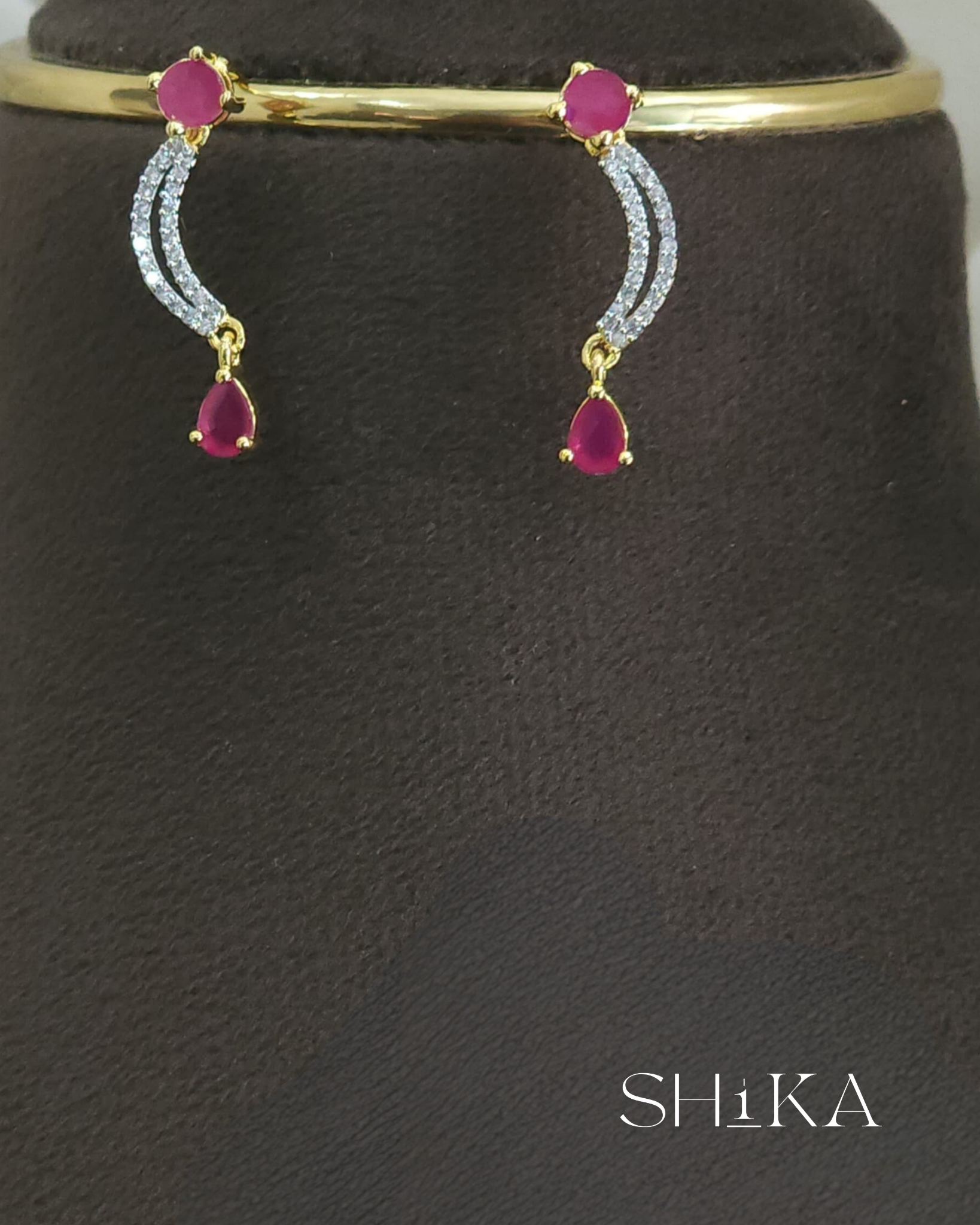 Dua Stone Necklace Set