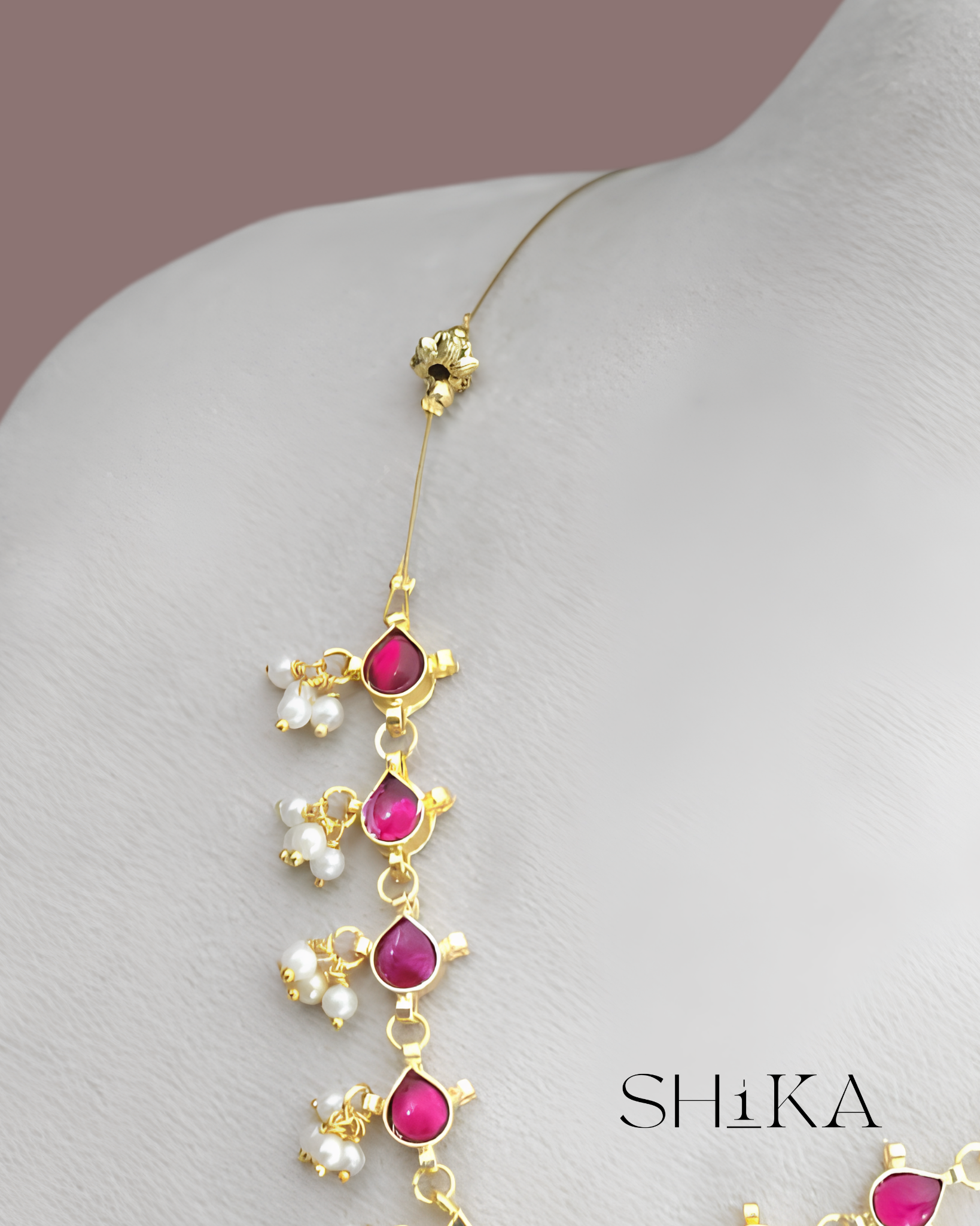 Gulbahar Floral Invisible Necklace