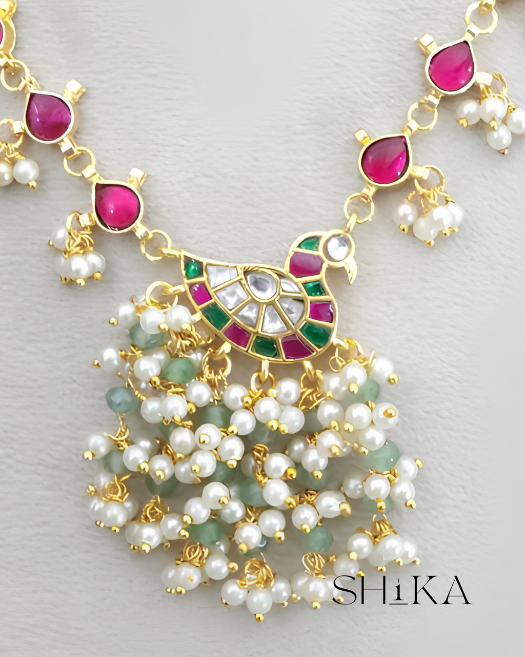 Gulbahar Floral Invisible Necklace