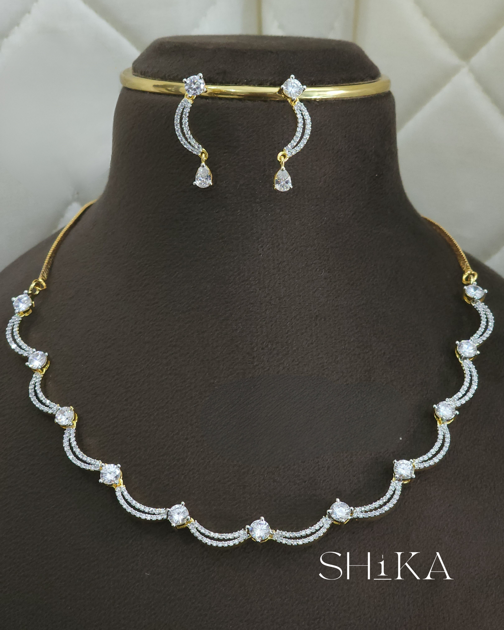 Dua Stone Necklace Set