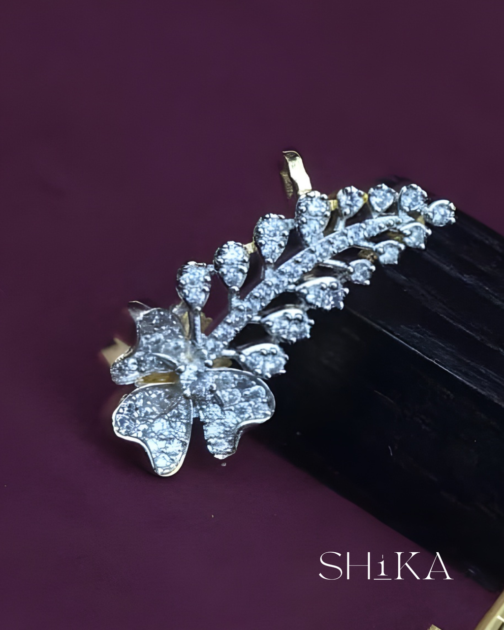 Cascading Leaf Ear Cuff