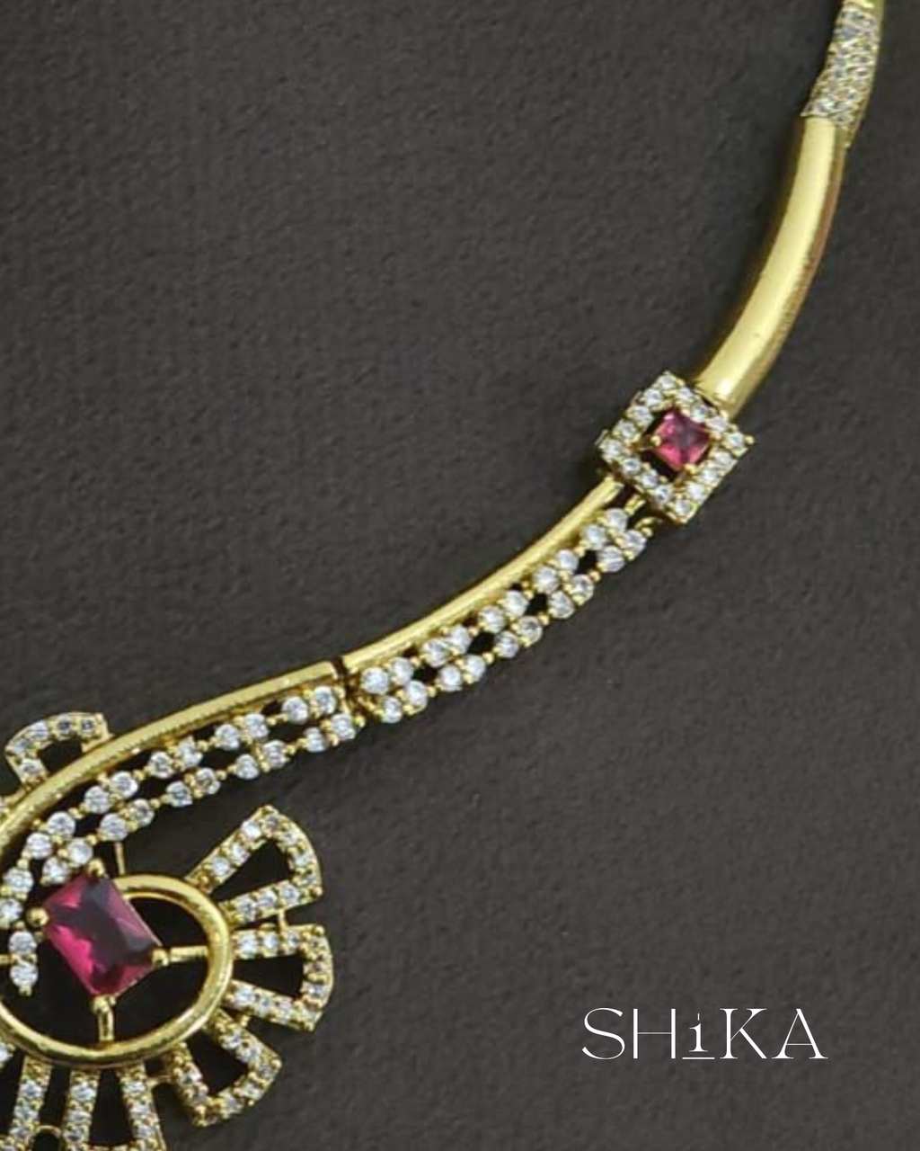 Radiant Stone Necklace Set