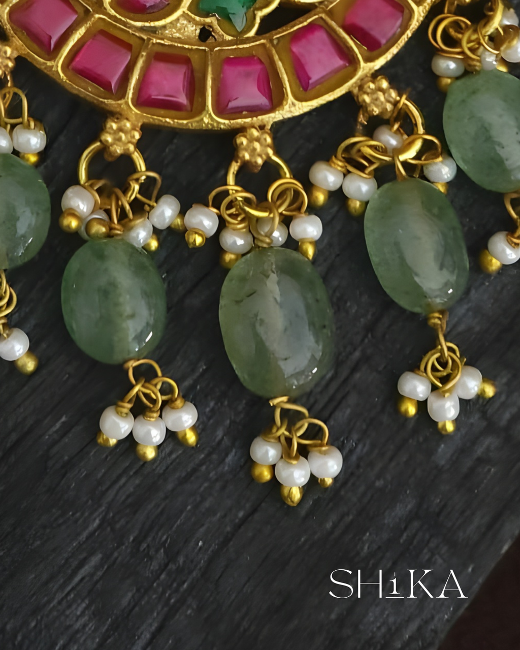 Floral Crest Jadau Kundan Tika