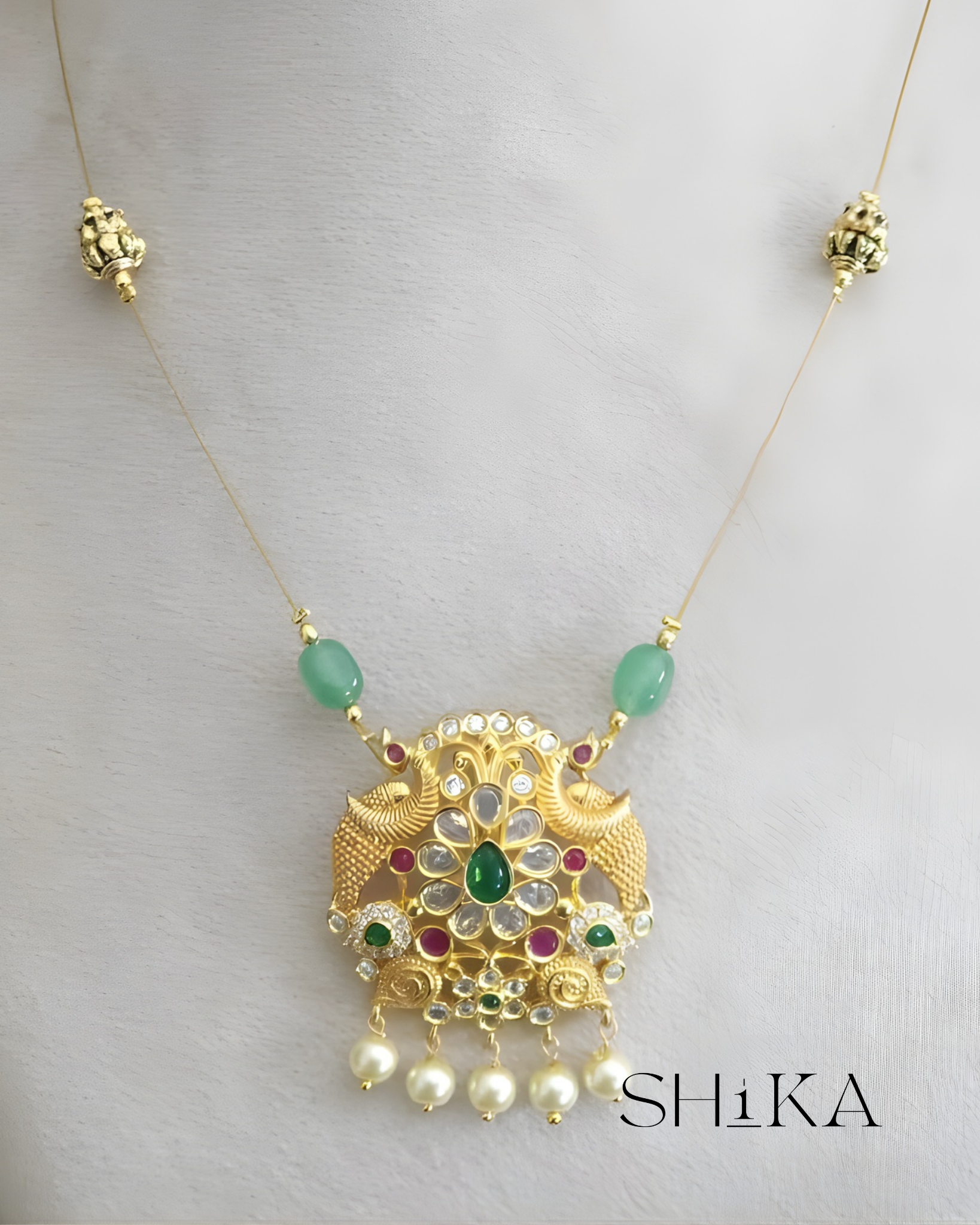 Ishani Invisible Necklace Set