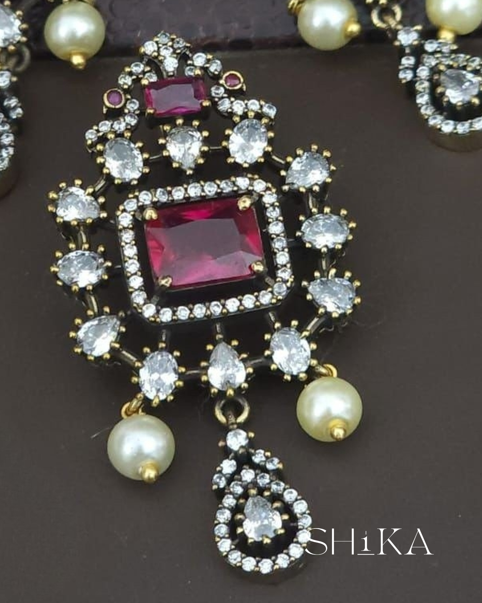 Victorian Moissanite Pendant Set