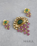 Stone Pendant Set