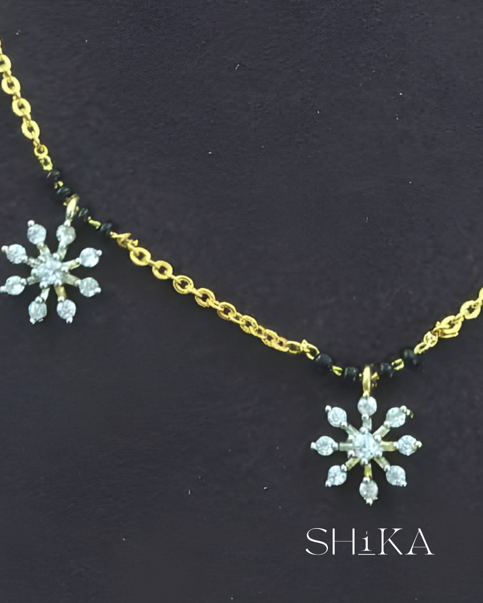 Dainty Flower Necklace