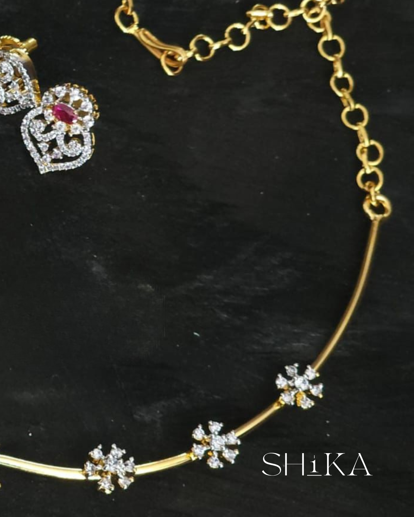Stone and Pearl Necklace Set