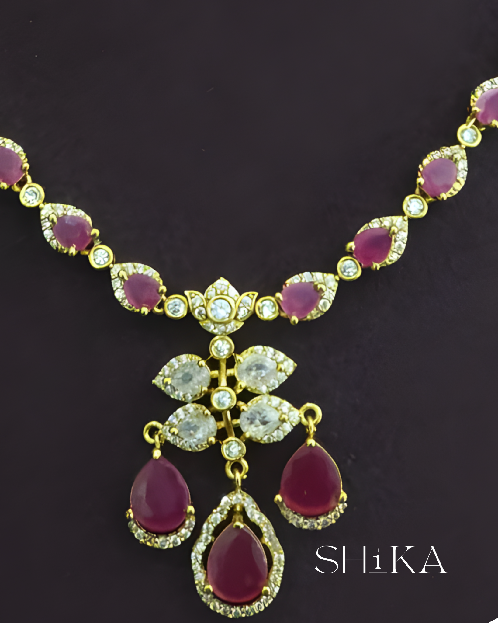 Tear Drop Stone Necklace Set