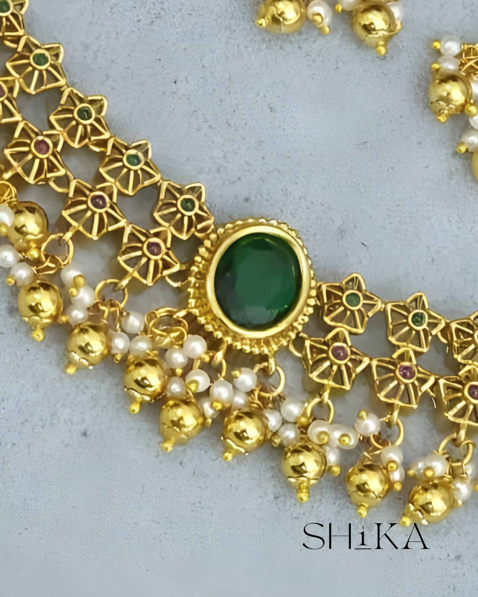 Antique Gold and Pearls Necklace Set