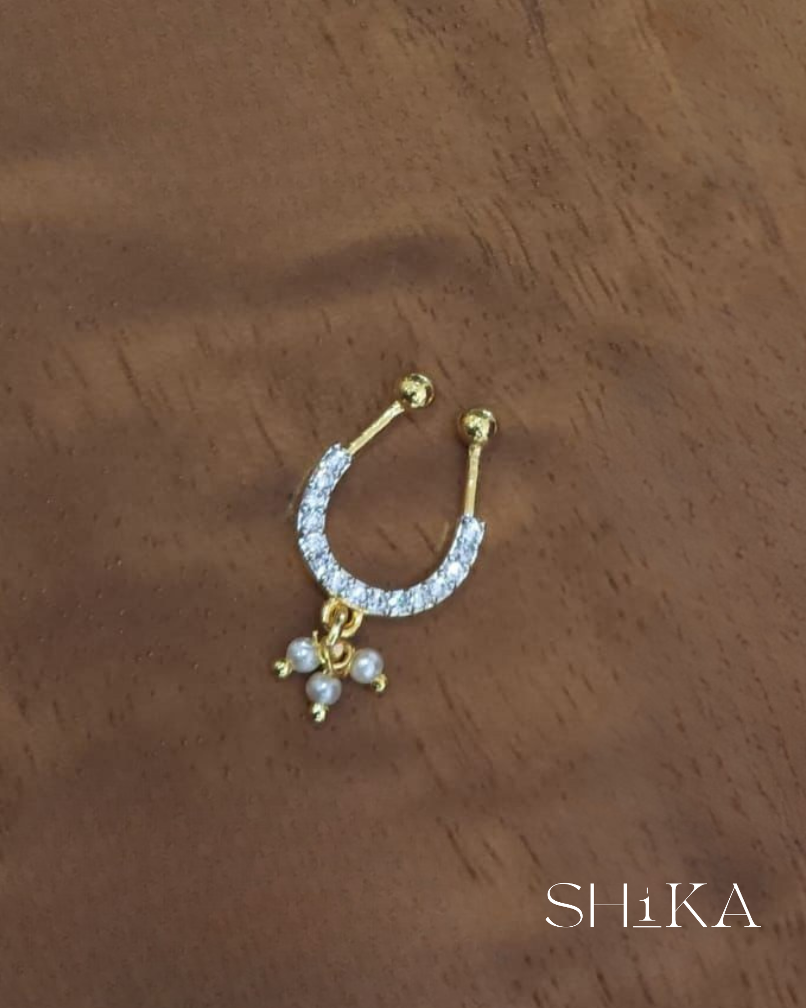 Pearl Nose Pin