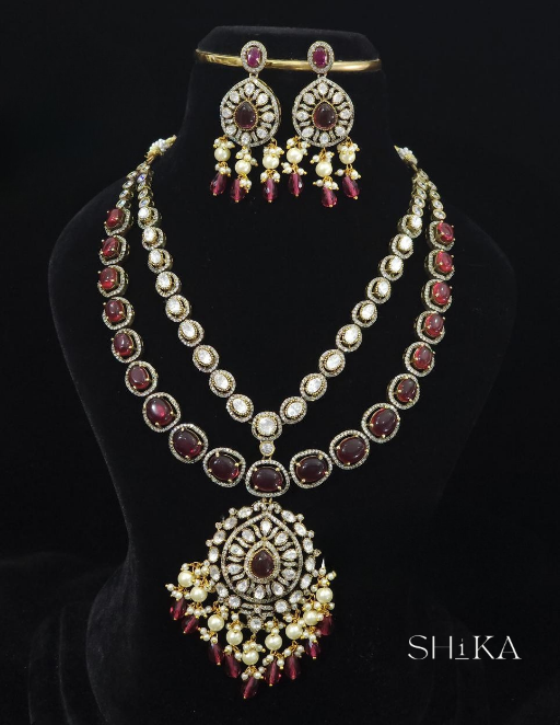 Victorian Layered Necklace Set