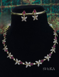 Nishi Floral Necklace Set