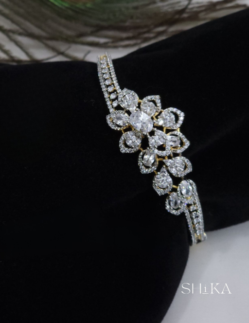 Suravi Floral Bracelet