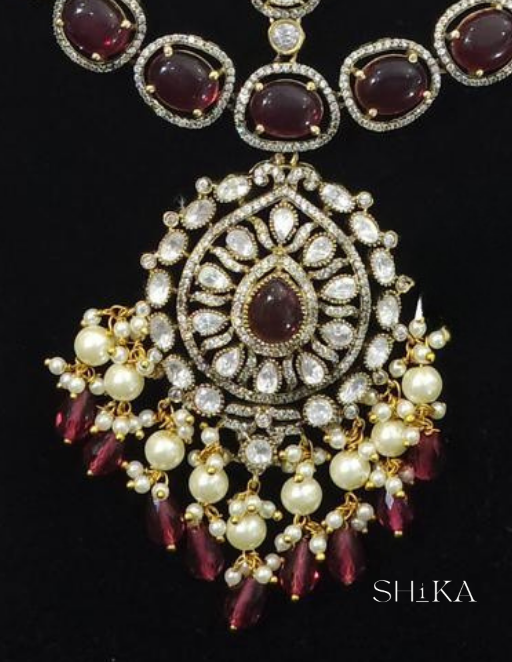 Victorian Layered Necklace Set