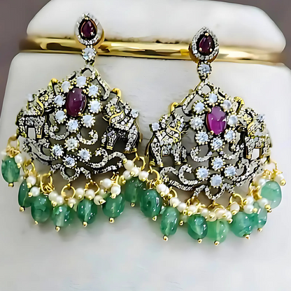 Vara Victorian Necklace Set