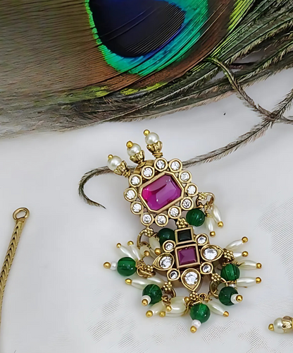 Aditi Necklace Set