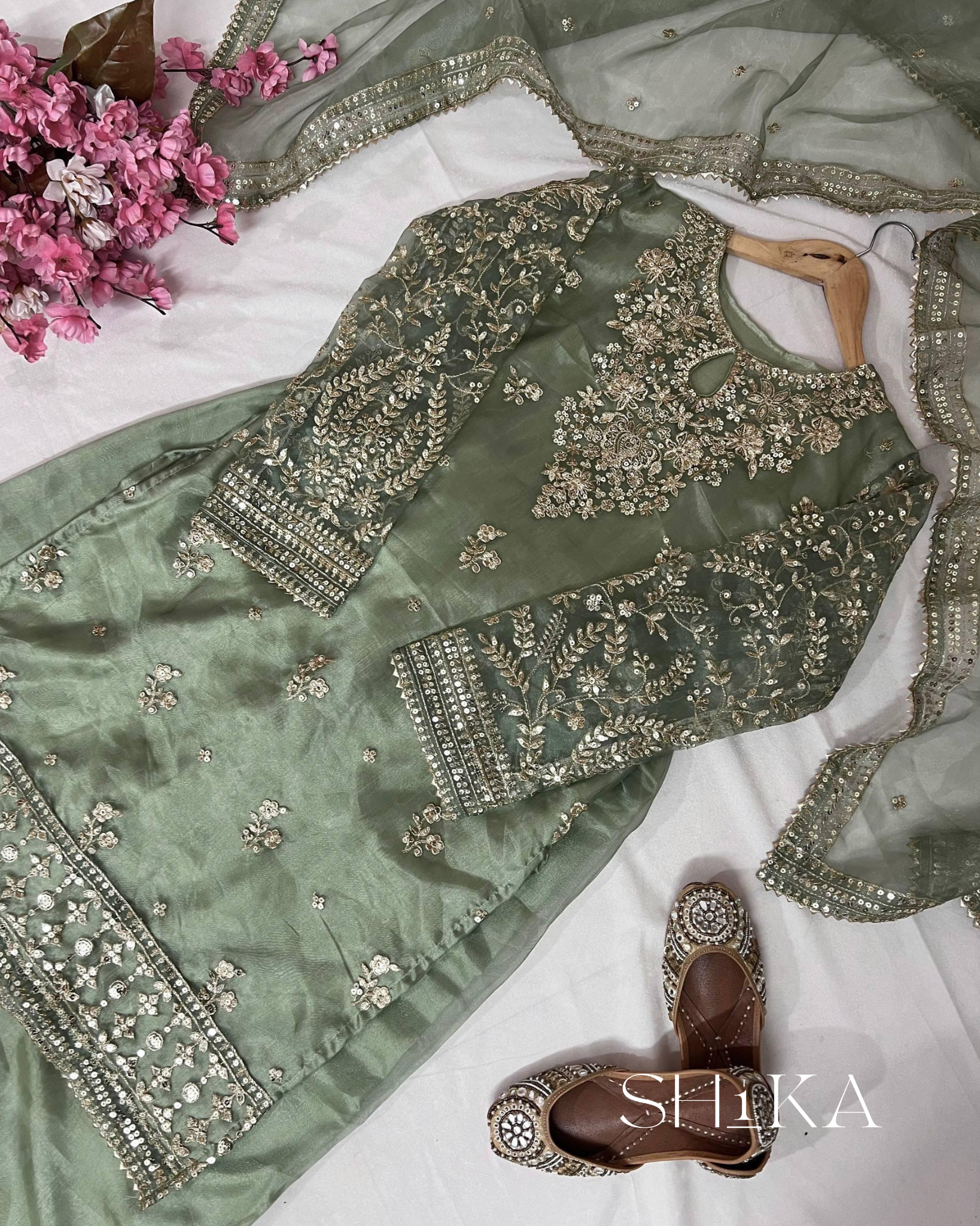 Garden Veil Kurti