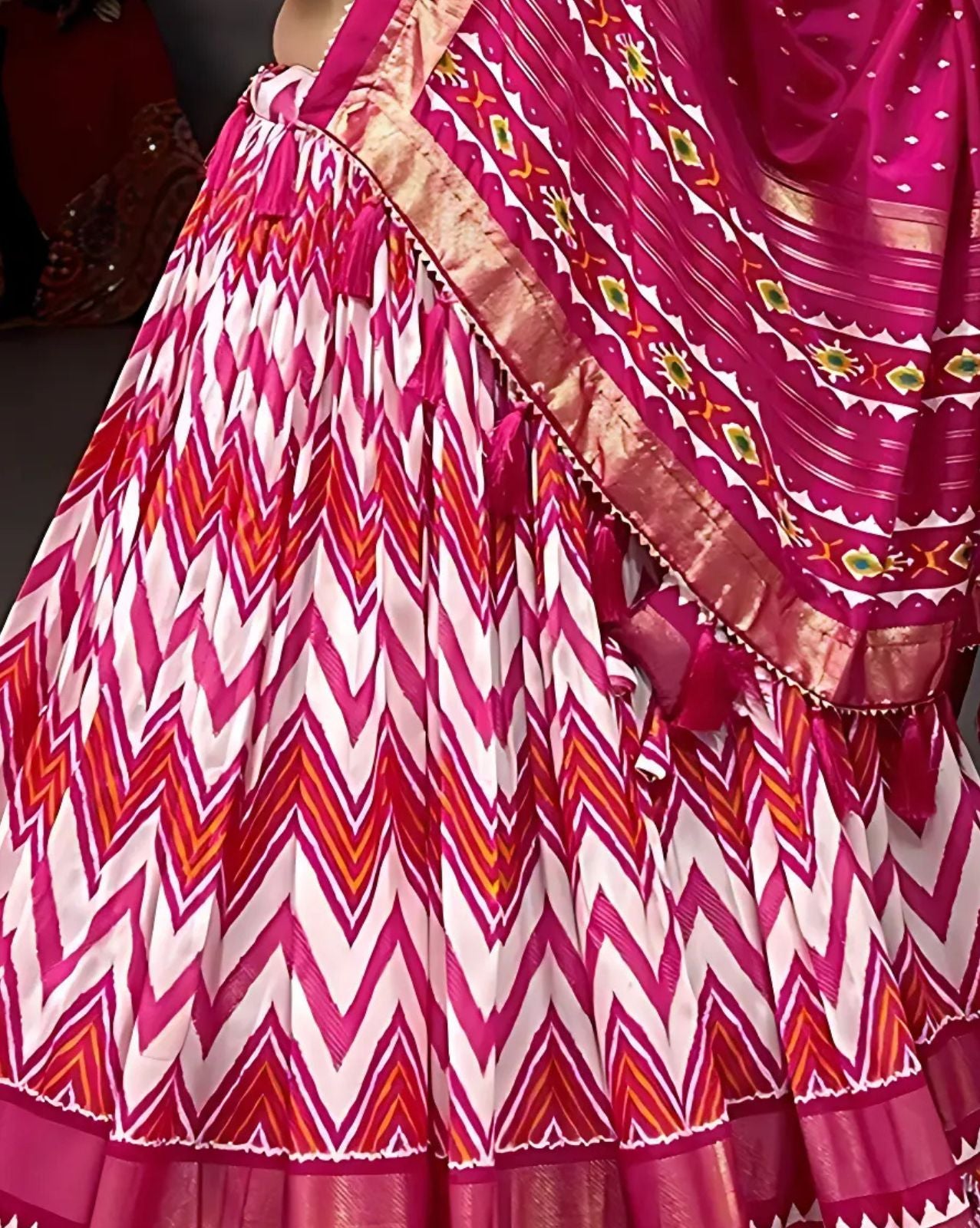 Geometric Patola Border Lehenga