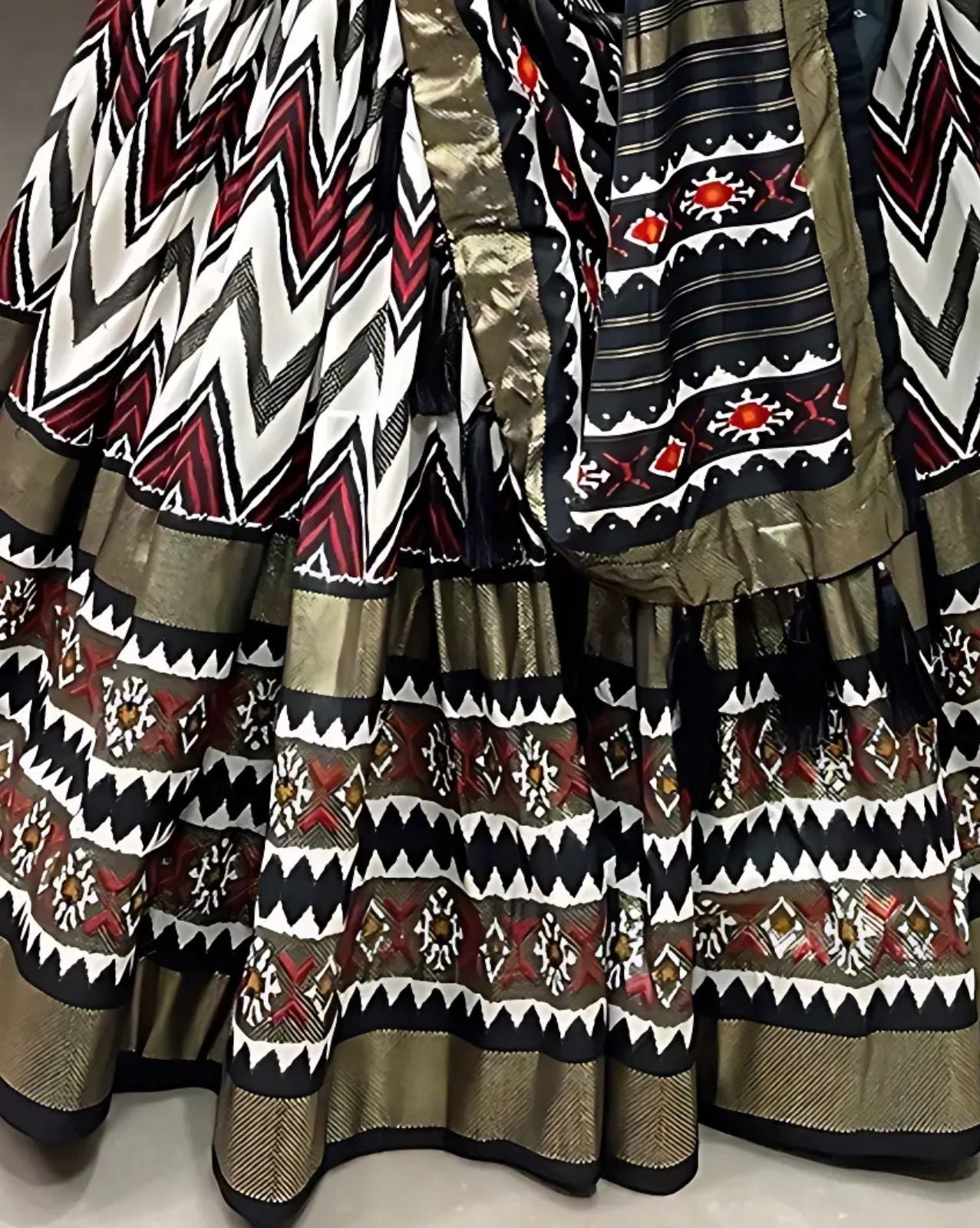 Geometric Patola Border Lehenga